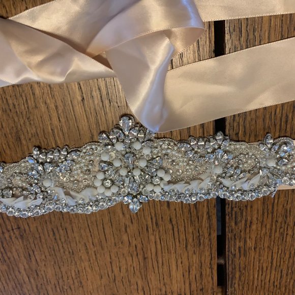 Gorgeous rhinestone, beaded, and pearl belt